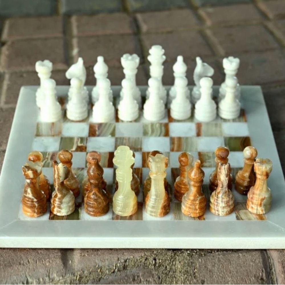 Marble Chess Set in White and Brown/Beige